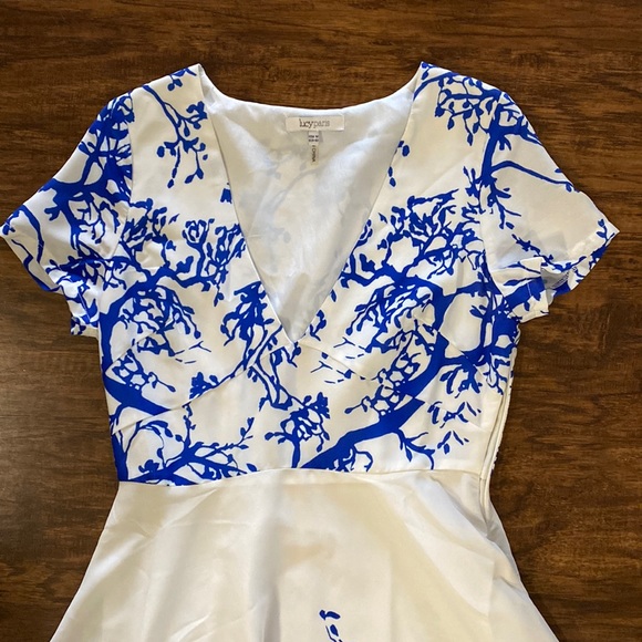 Floral Mini Dress - Picture 3 of 4